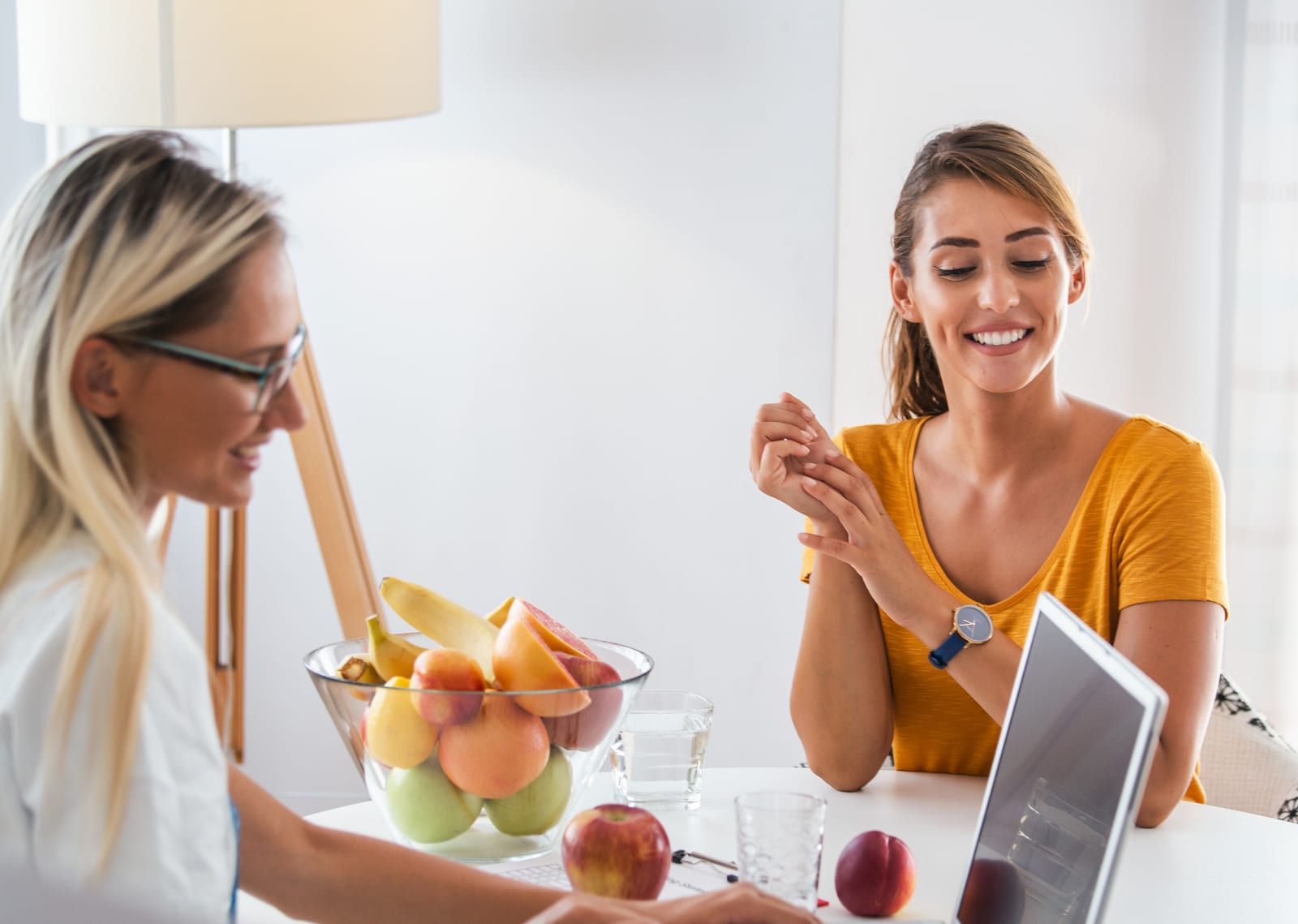 Diététicienne Nutry accompagnant une patiente en consultation de micronutrition